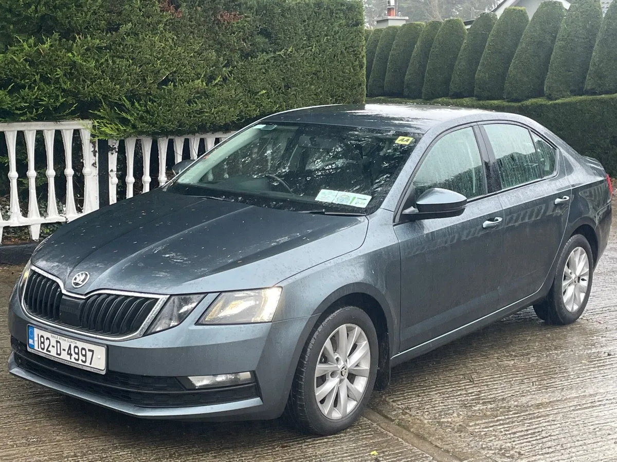 * Skoda Octavia Ambition .. ‘2018 .. Immaculate * - Image 2