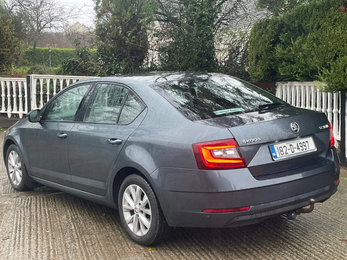 * Skoda Octavia Ambition .. ‘2018 .. Immaculate * - Image 4