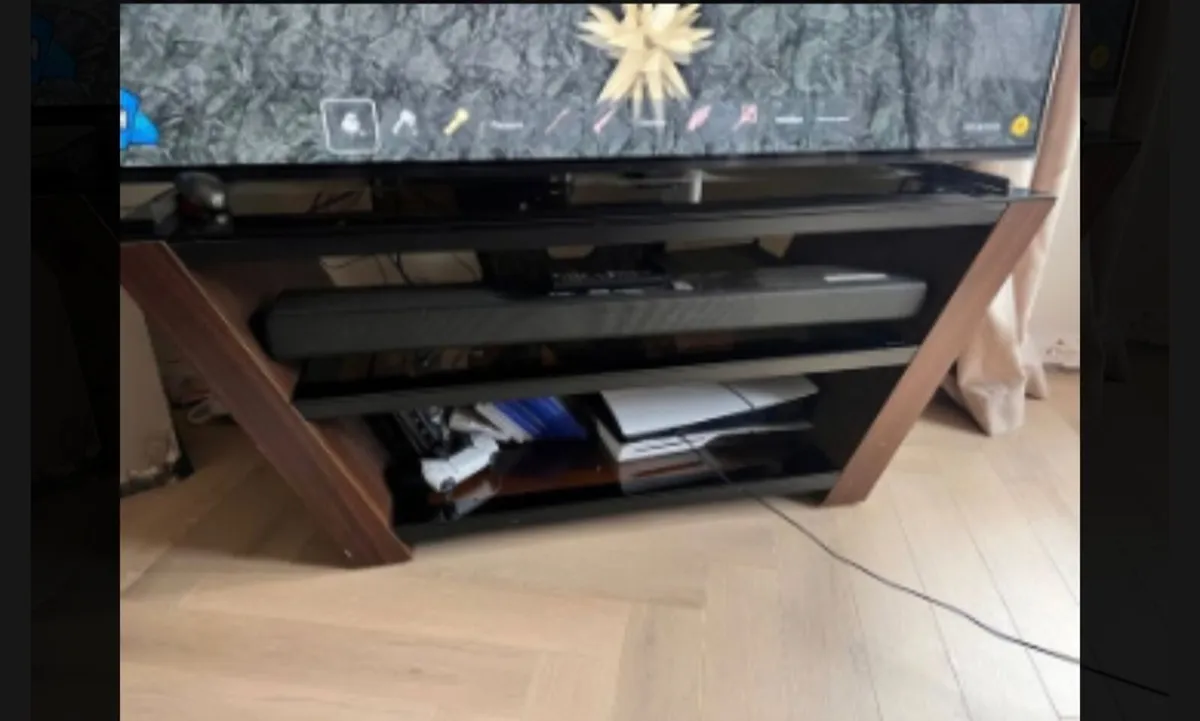 Tv stand - Image 1