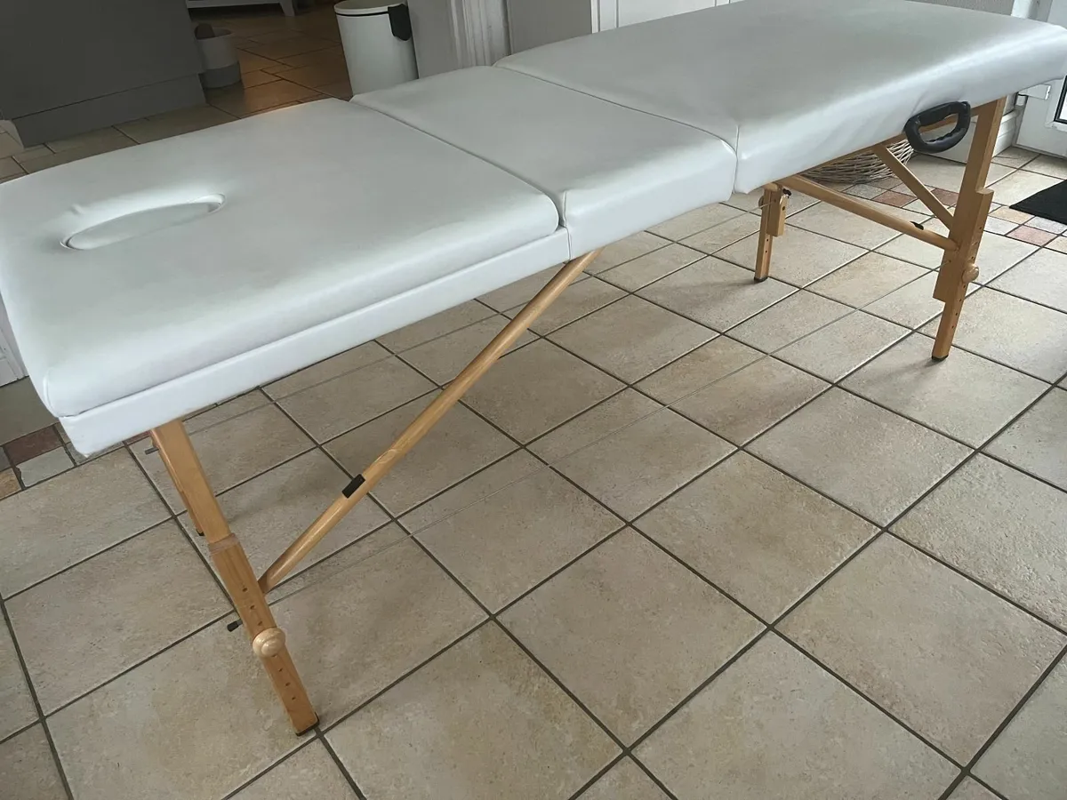 Portable Physio table cream leather - Image 1