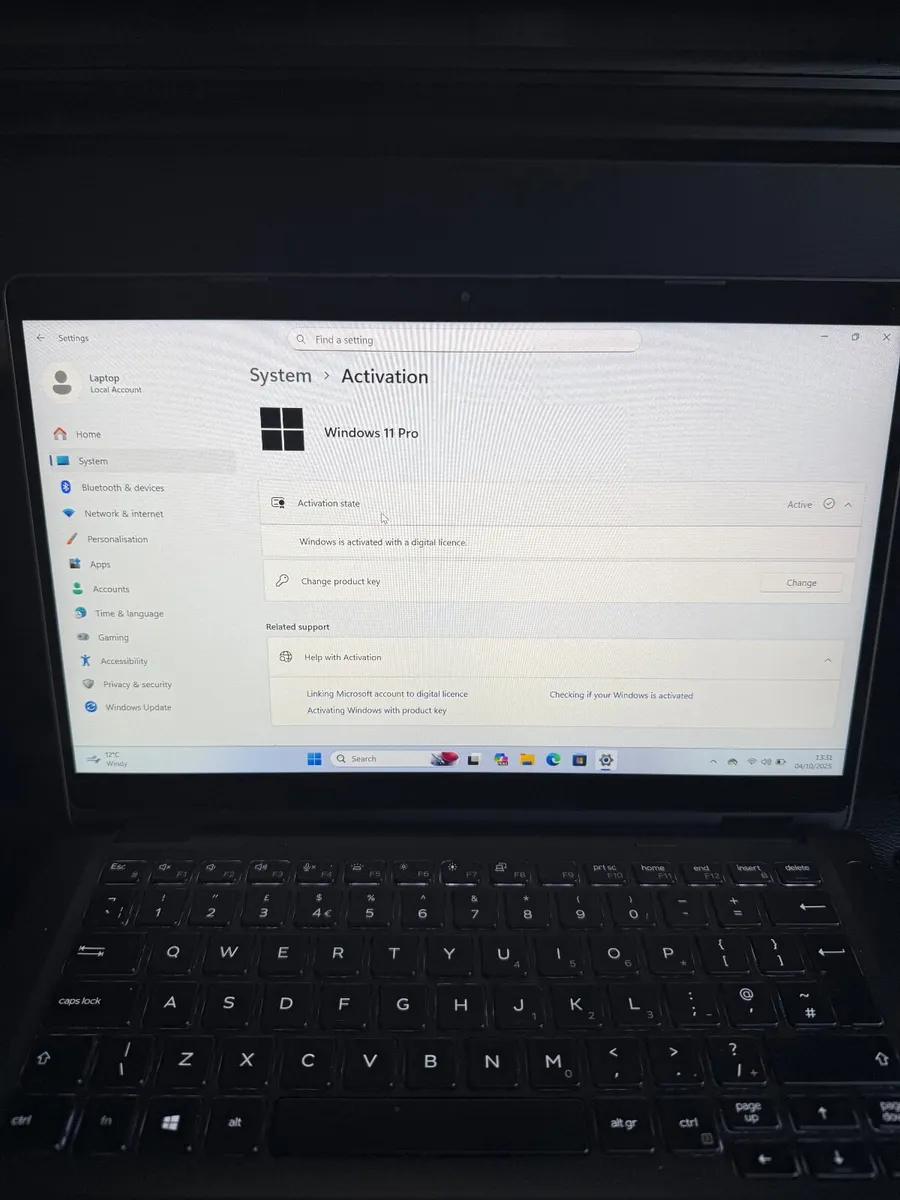Dell Latitude 5300 2in1 Laptop i5/16GB/256SSD/FHD - Image 3