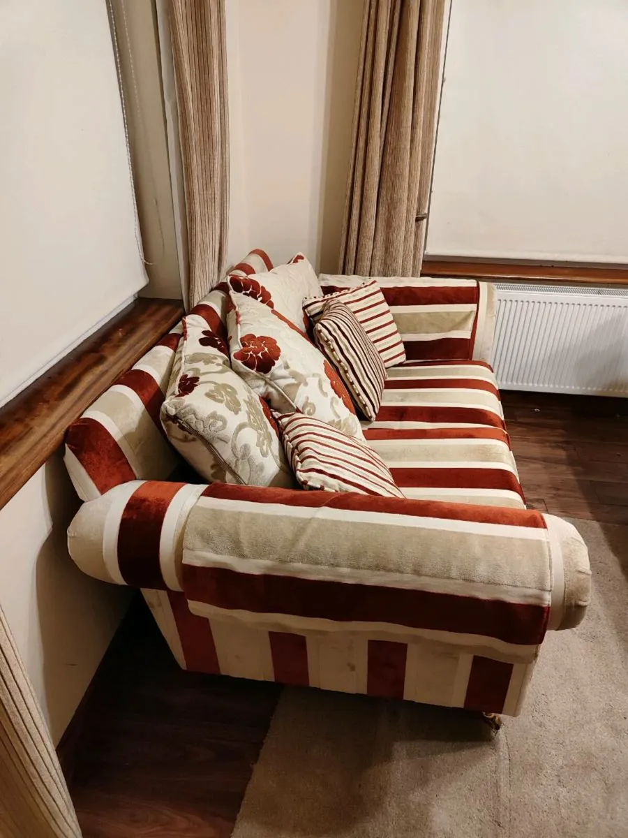 Couch for sale - Image 2