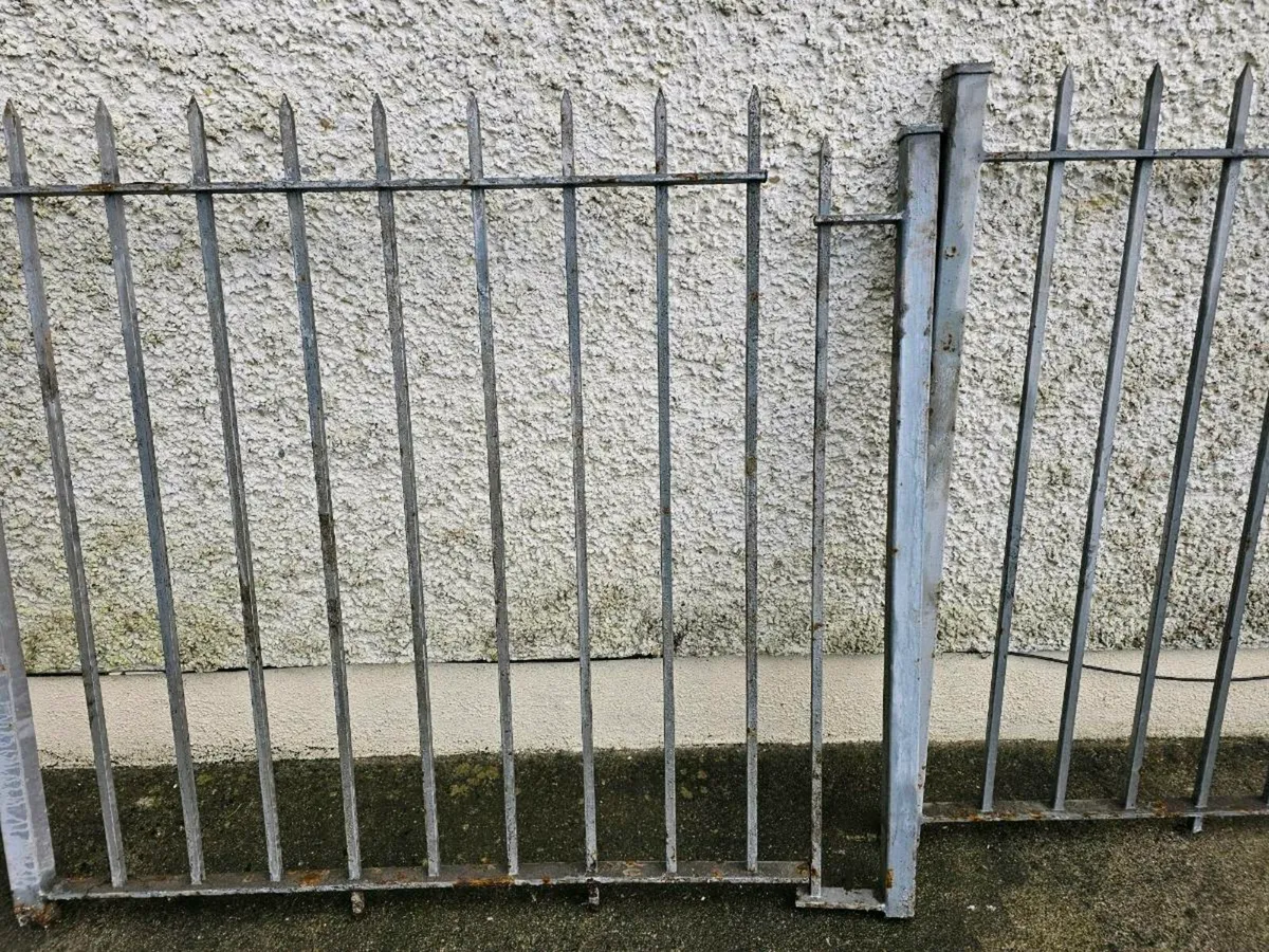 Iron gate used - Image 4