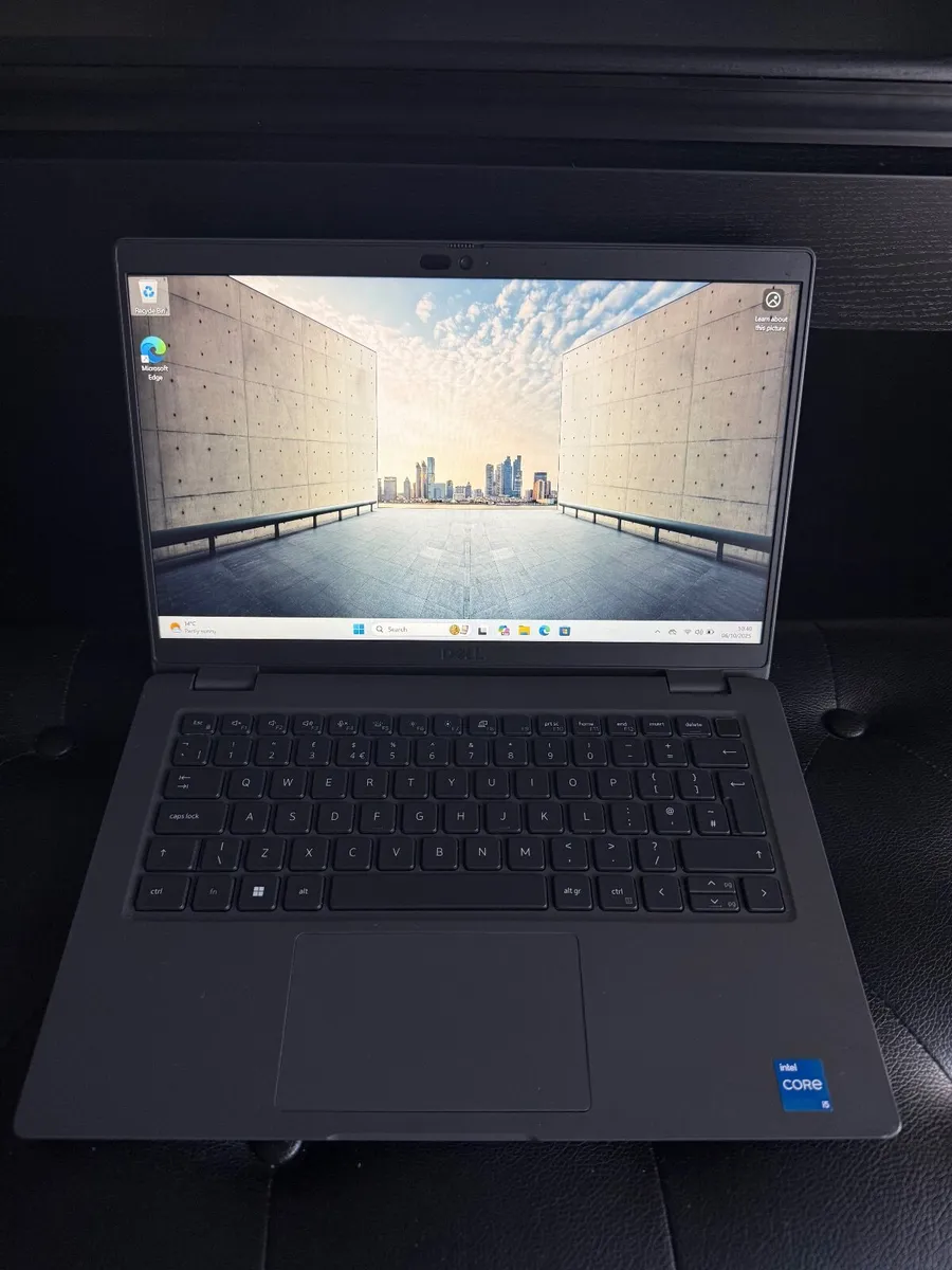 Dell Latitude 3440 Laptop i5-13th/16GB/256SSD/FHD - Image 1