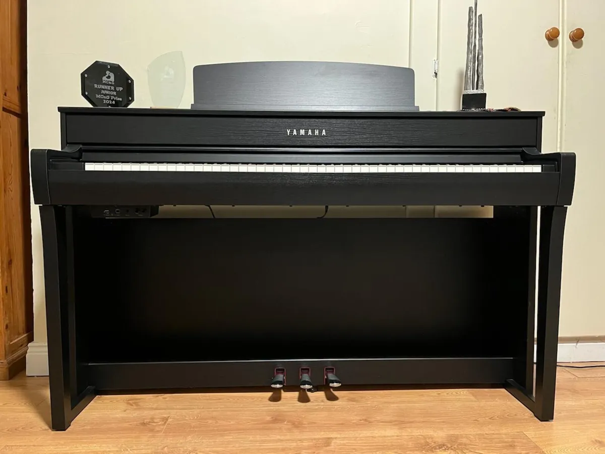 Yamaha Clavinova 745 piano - Image 1