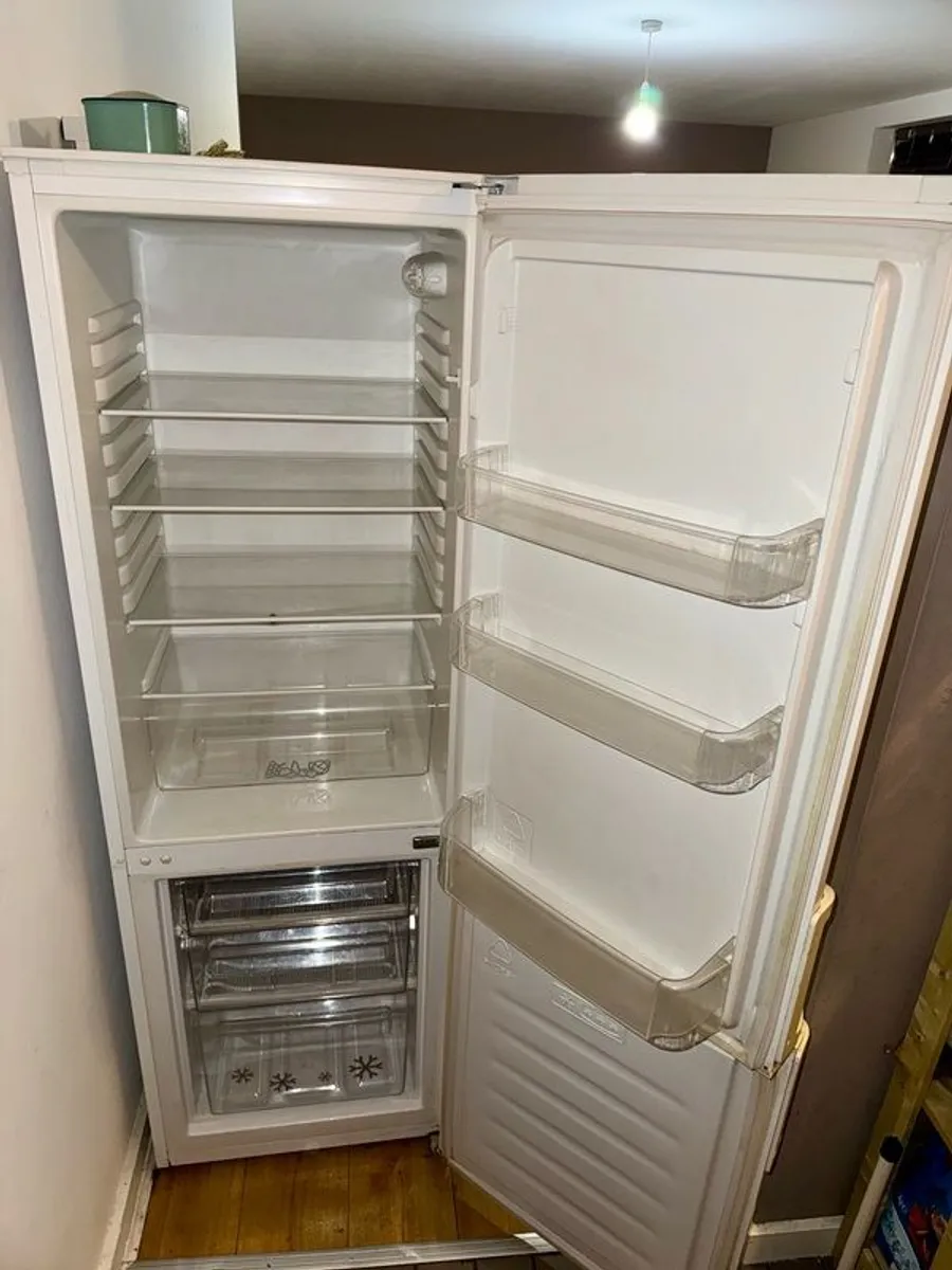 Fridge - Image 2