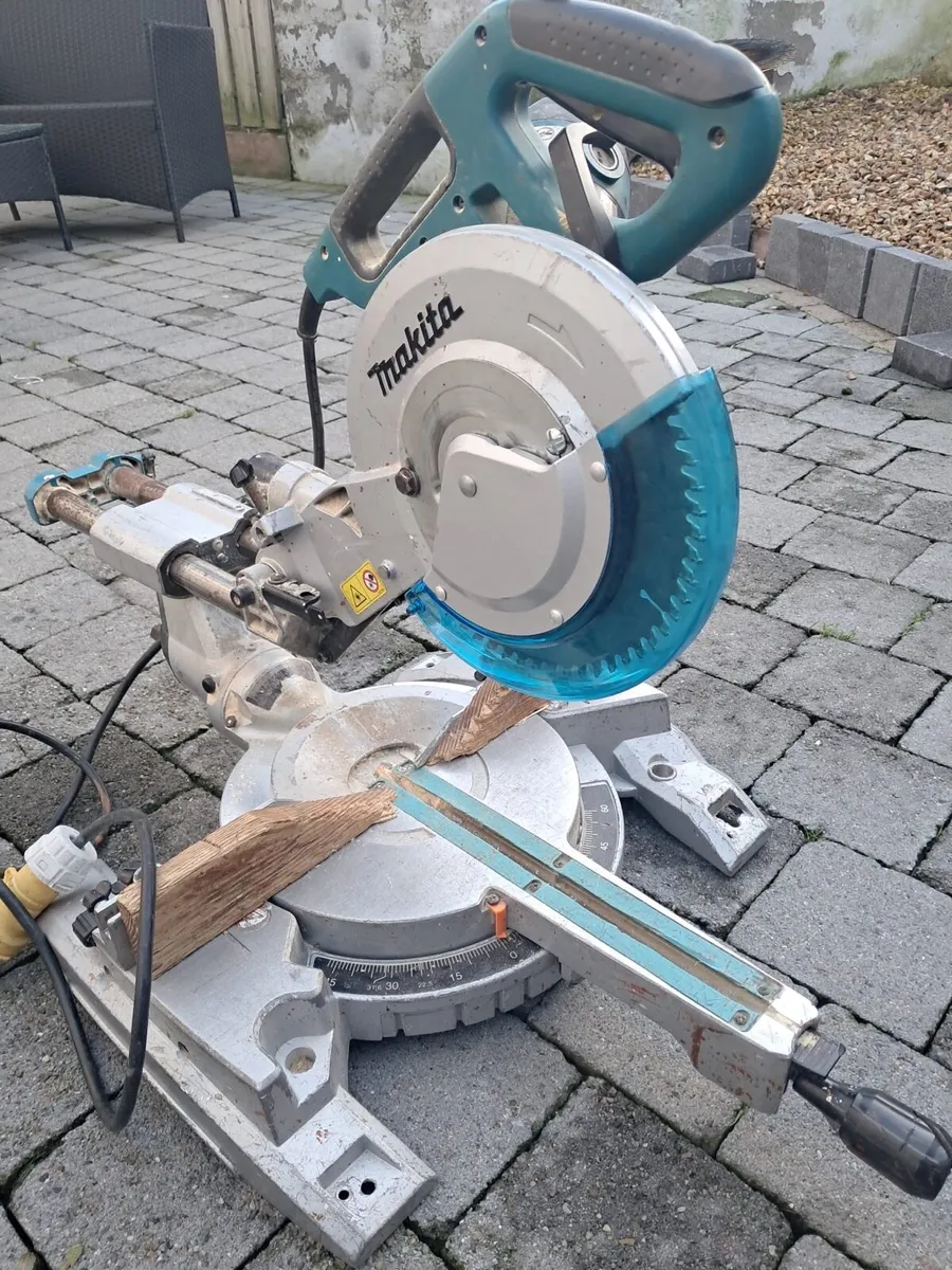 Makita chop saw - Image 1