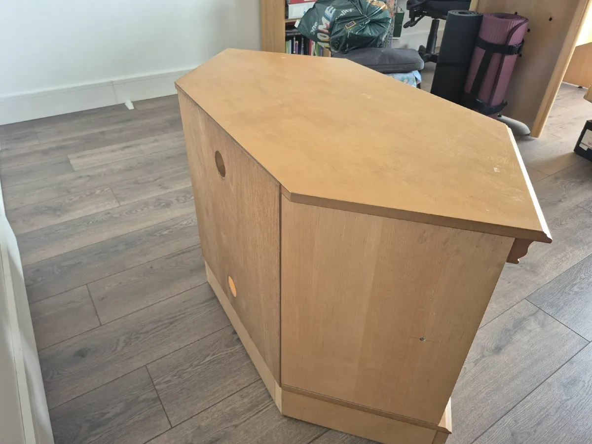 Television Unit - Image 4