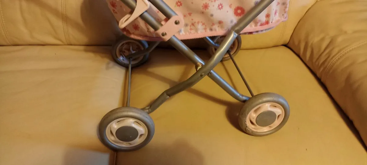 Child's Pram - Image 3