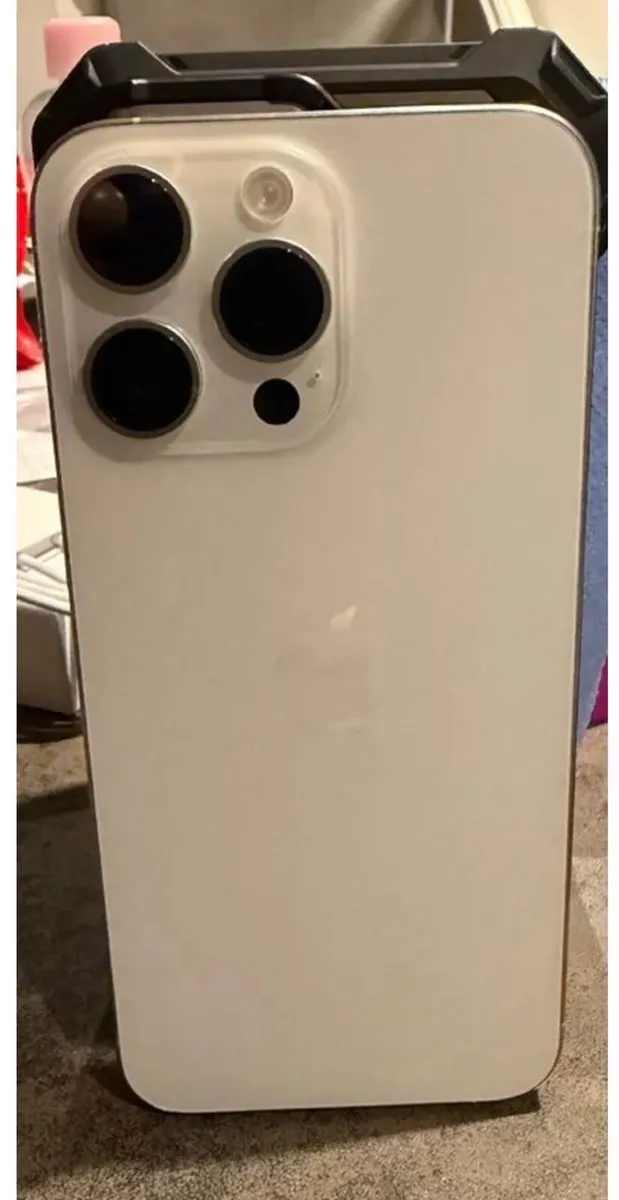 iPhone 15 pro max unlocked - Image 2