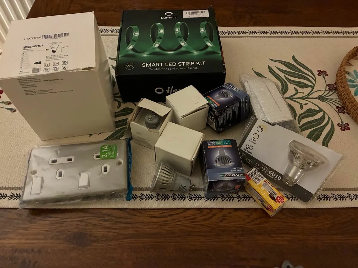 FREE led bulbs and various electrical bits and bob