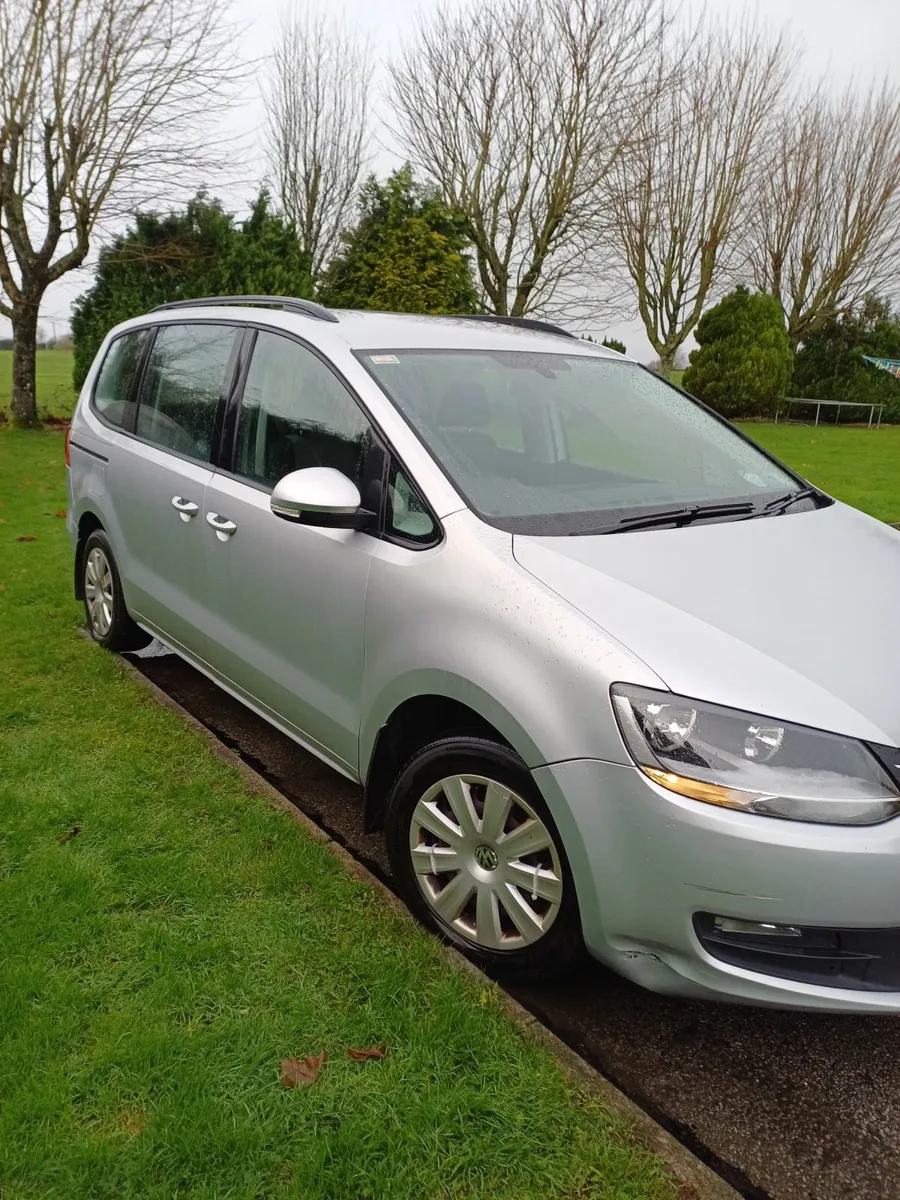 Volkswagen Sharan 2011 - Image 1