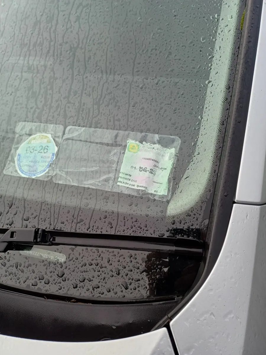 Volkswagen Sharan 2011 - Image 3