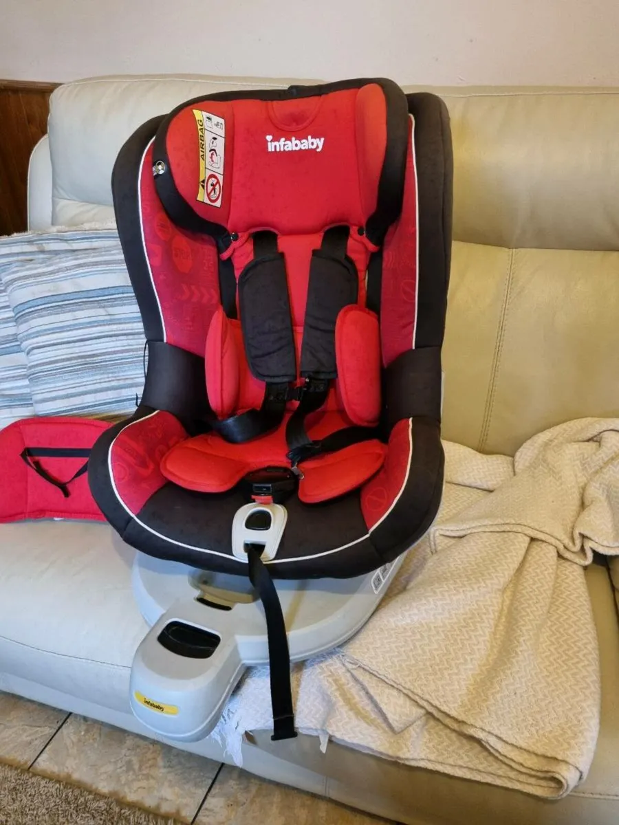 Imfababy swivels and recliners - Image 1