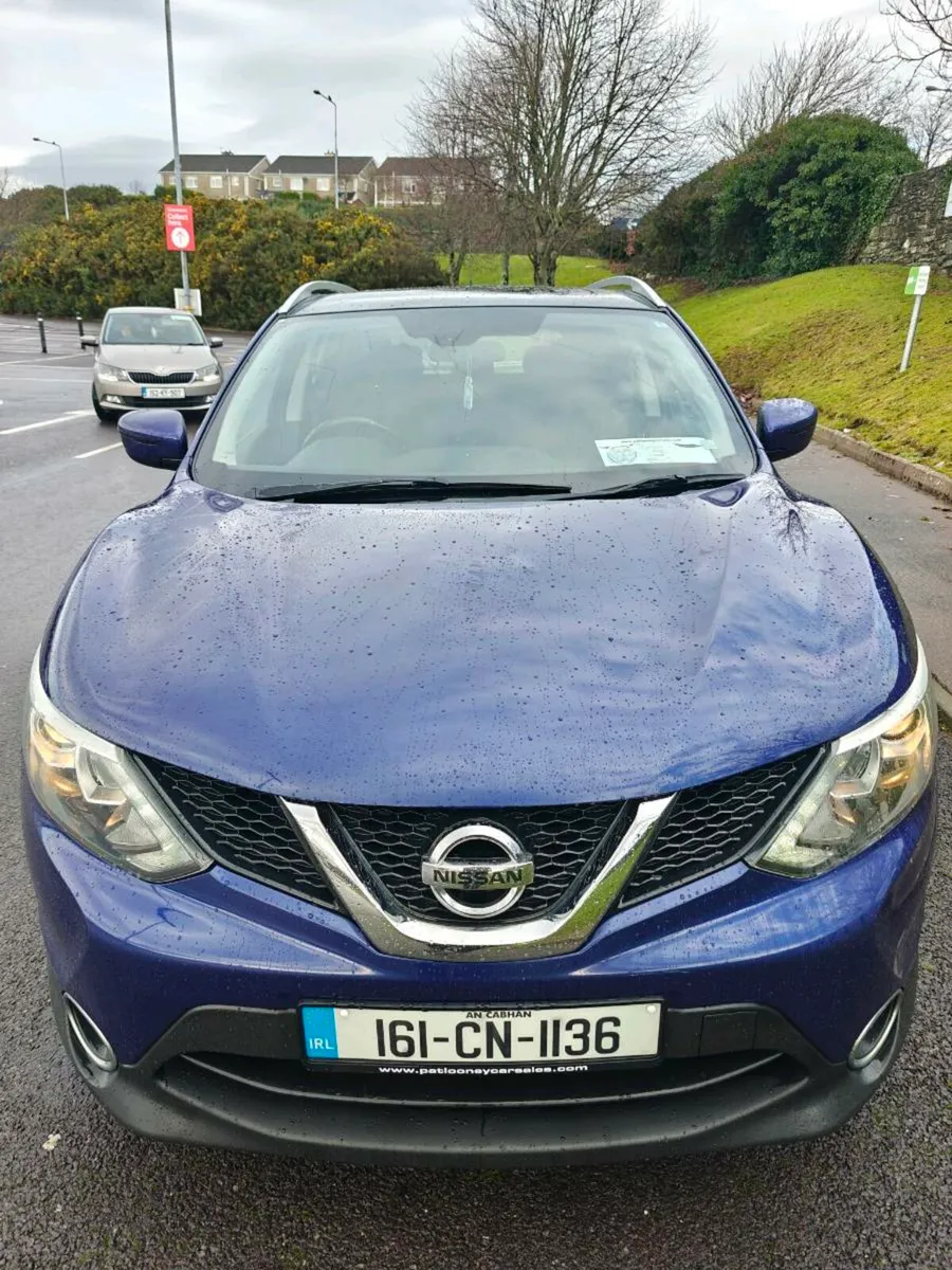NISSAN Qashqai   2016    6000€ - Image 1