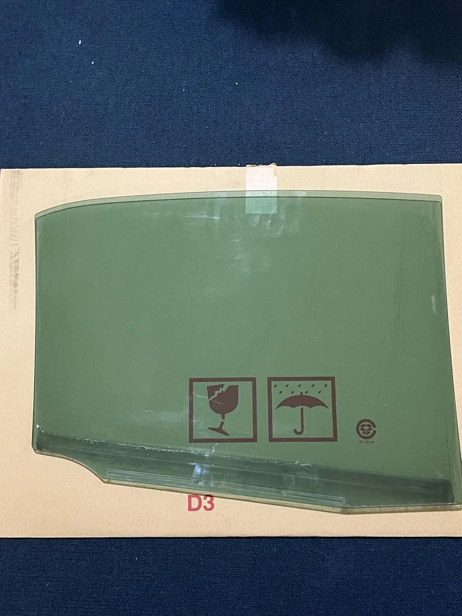 Toyota Camry Rear Passenger Windows - Image 1