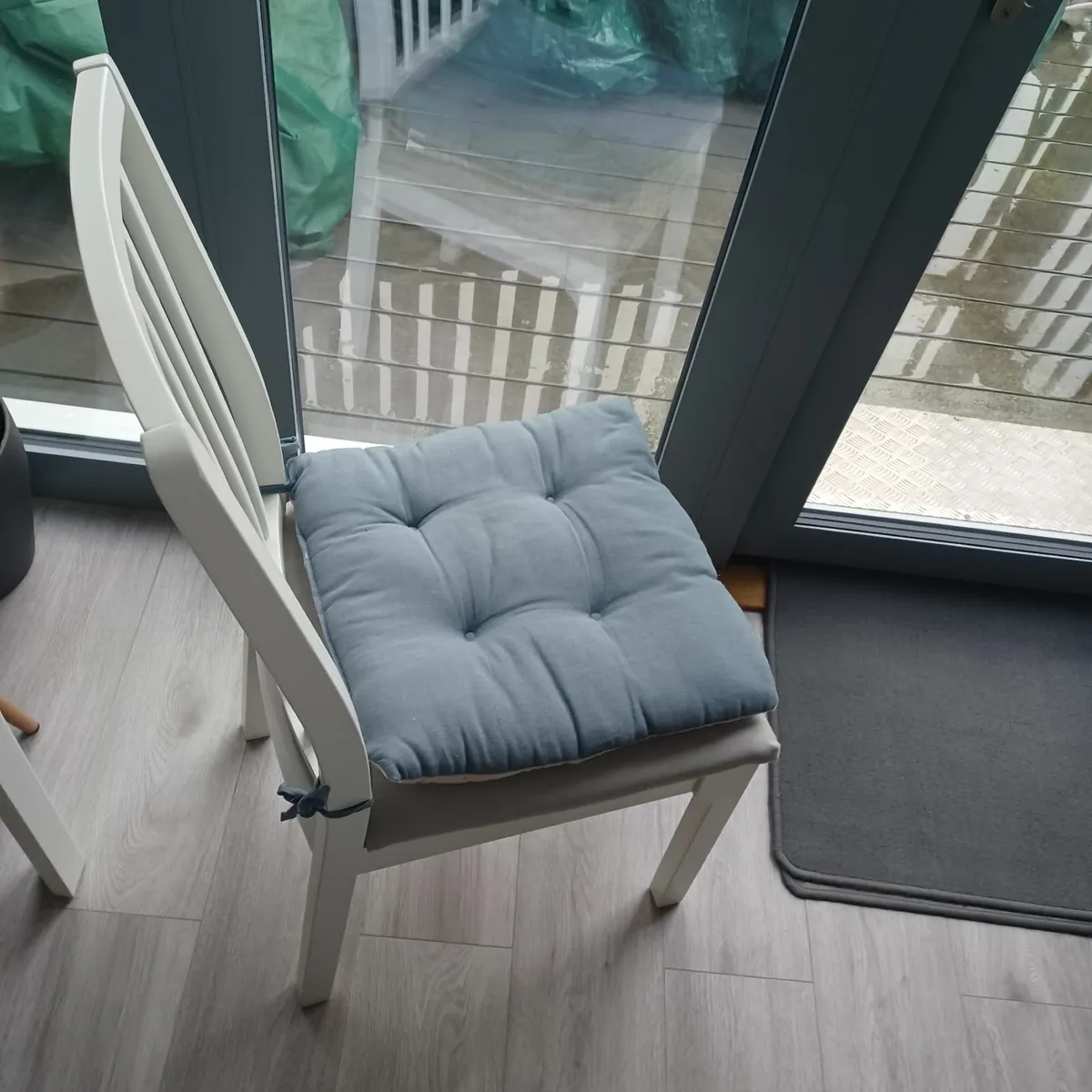 Dinning chairs - Image 4