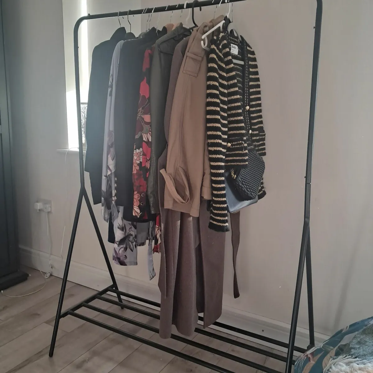 Clothes rail