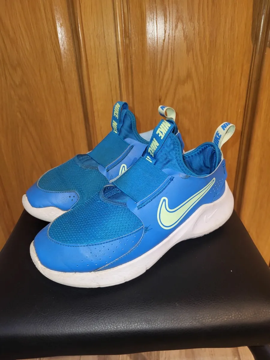 Nike Blue runners - Image 1