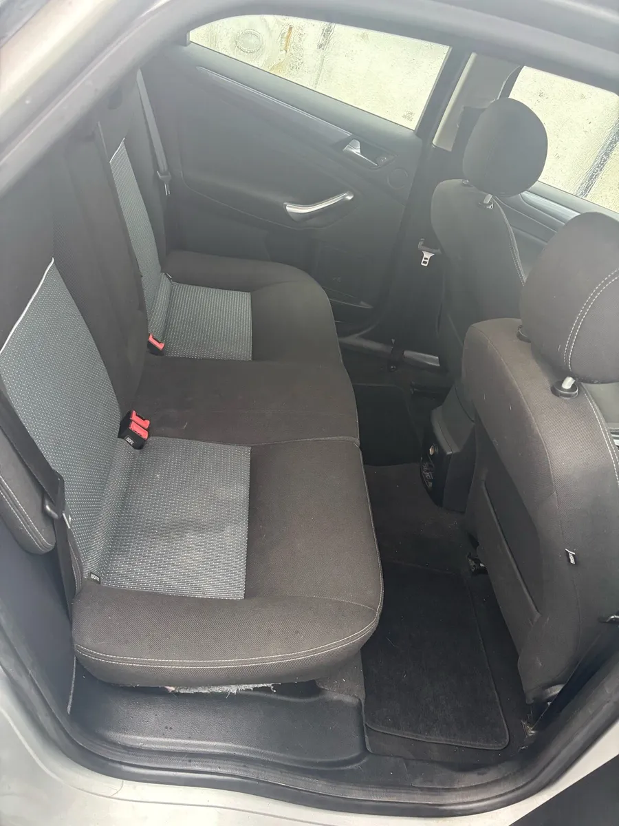 Ford mondeo - Image 4