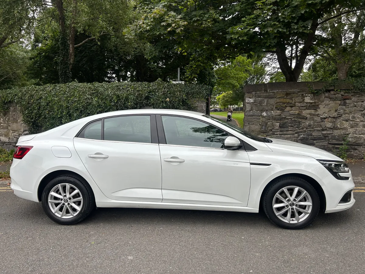 2019 RENAULT MEGANE PETROL NCT APRIL 2027 - Image 4