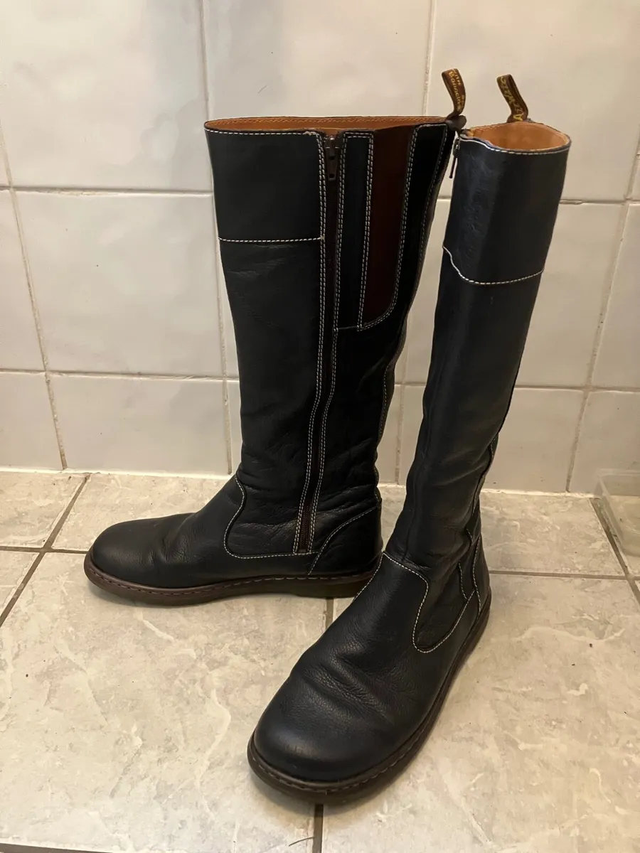 Leather boots - Image 1