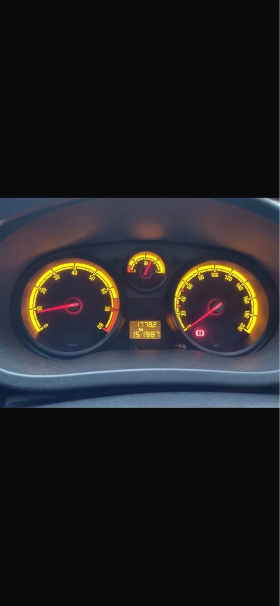 2012D Opel Corsa - Image 3
