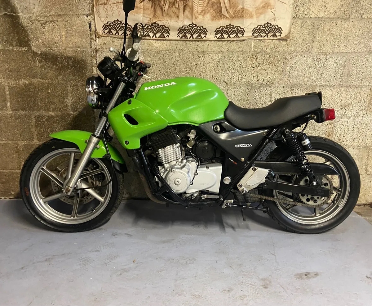 Custom Honda CB500 - Image 1