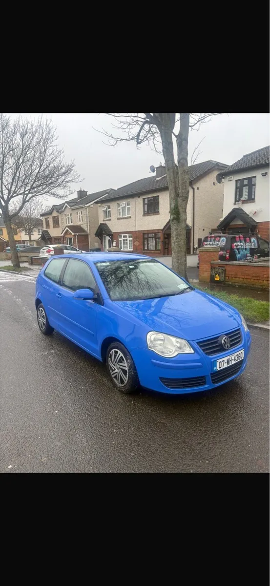 Very clean car for the year and it auto aswell - Image 2