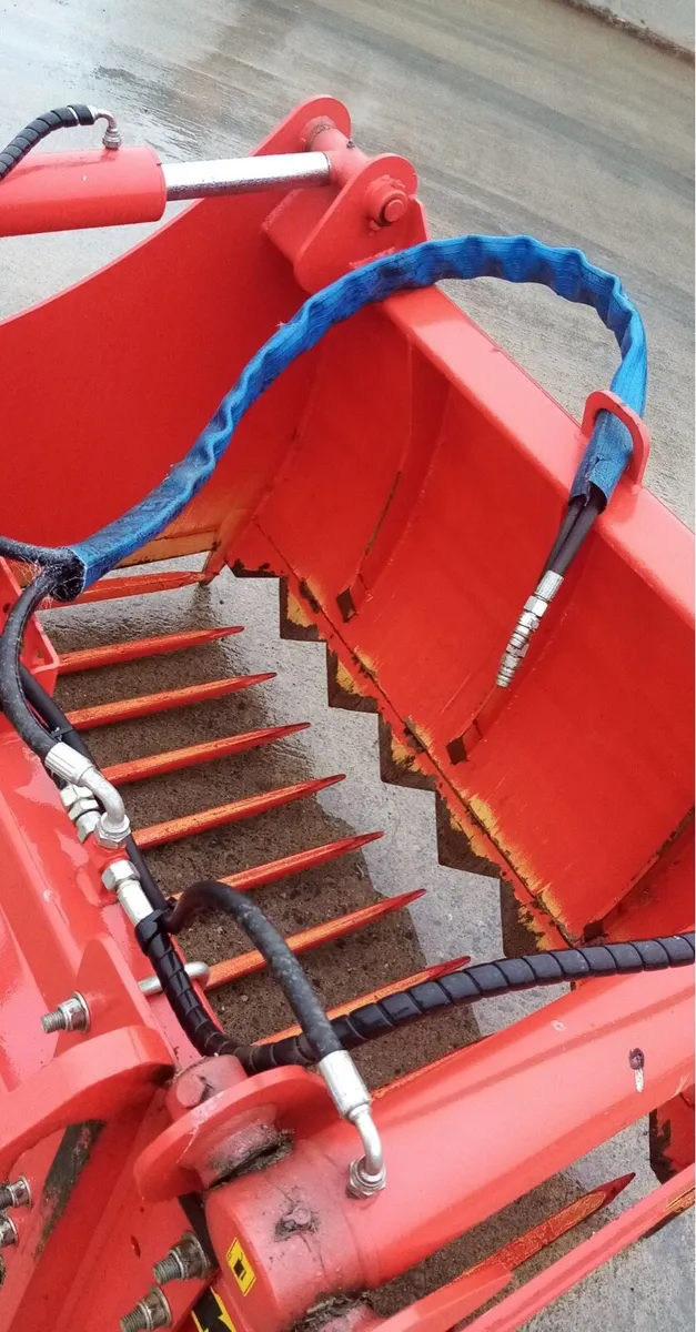 Nc silage grab - Image 1