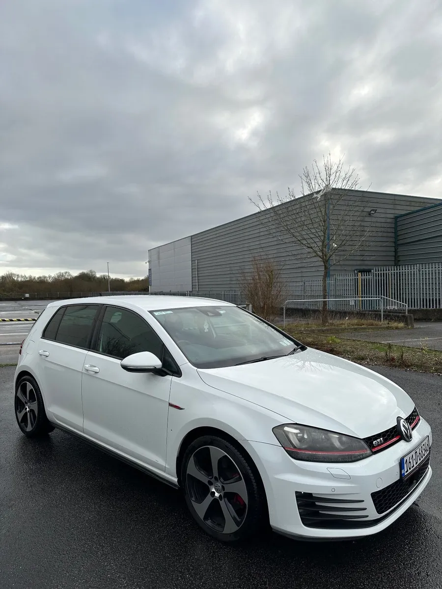 Volkswagen Golf 2016 - Image 4