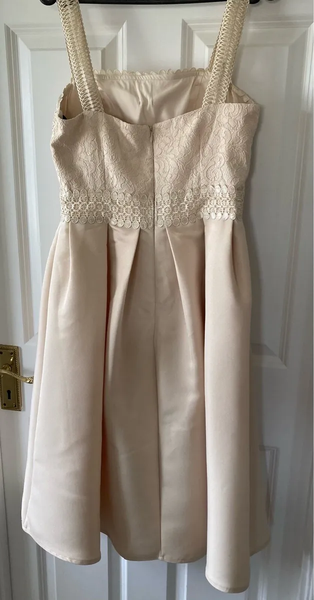 Little Mistress Lace Strappy Midi Dress - Image 4