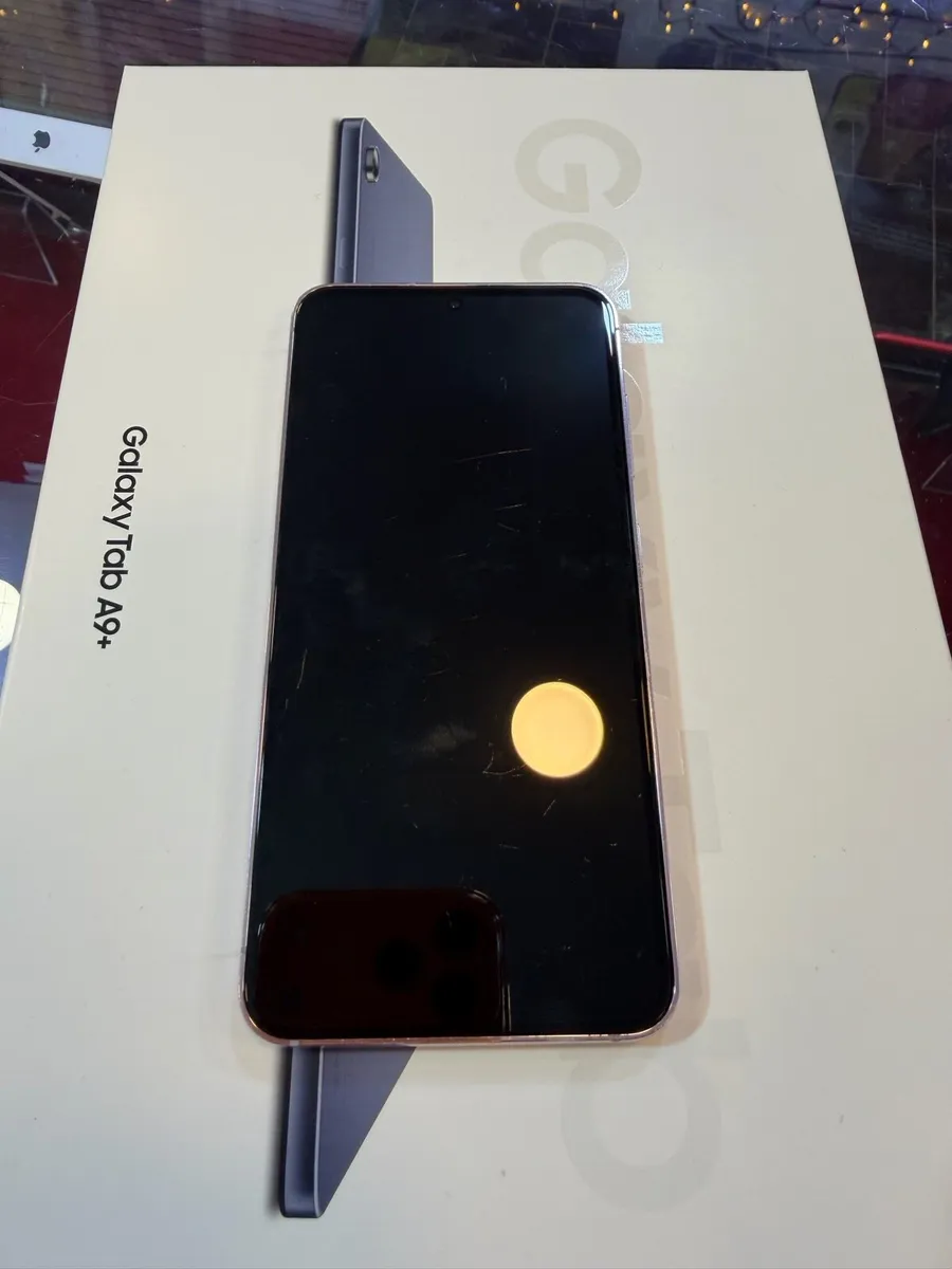 Samsung S23 5G unlocked - Image 3