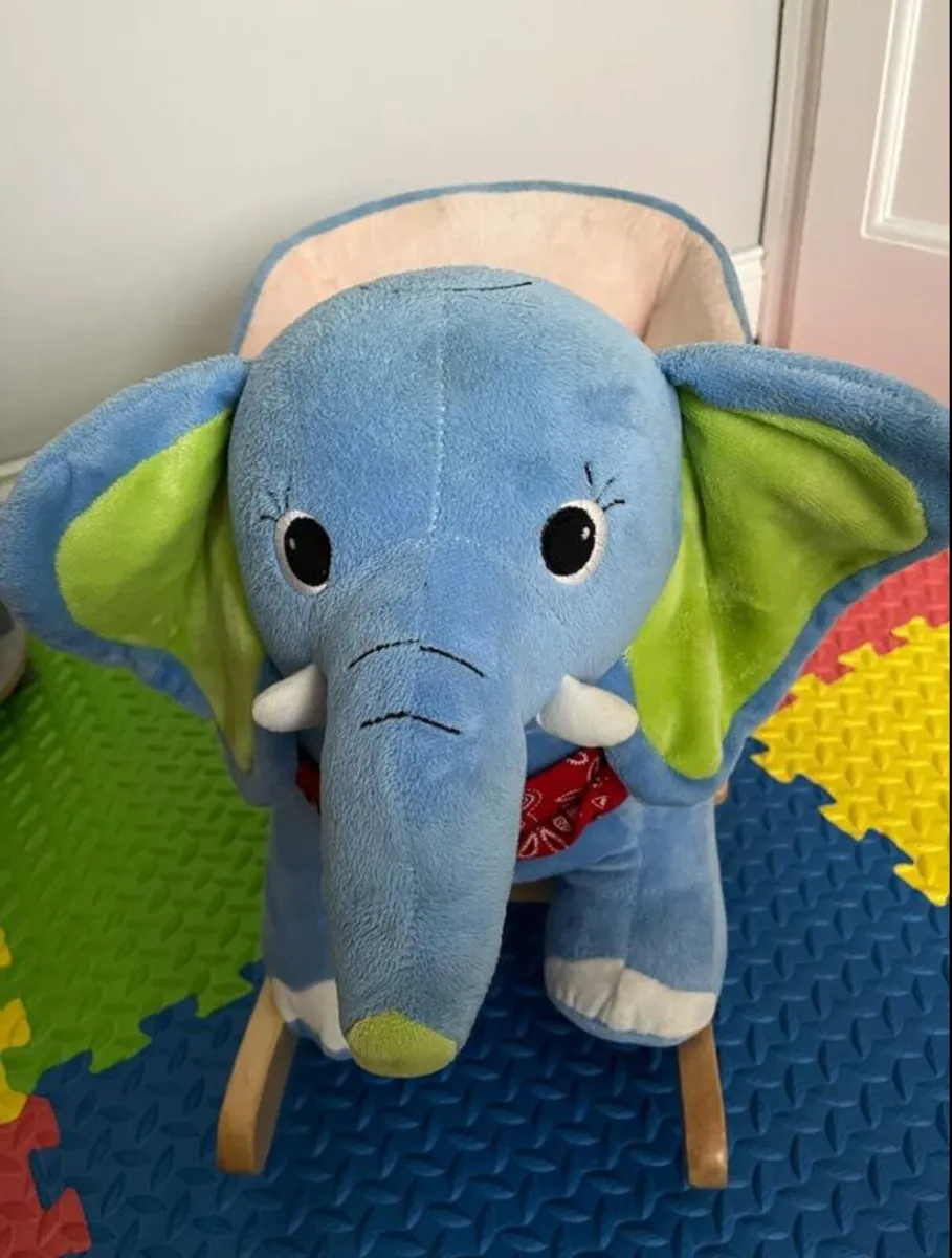 Rocking elephant chair - Image 1