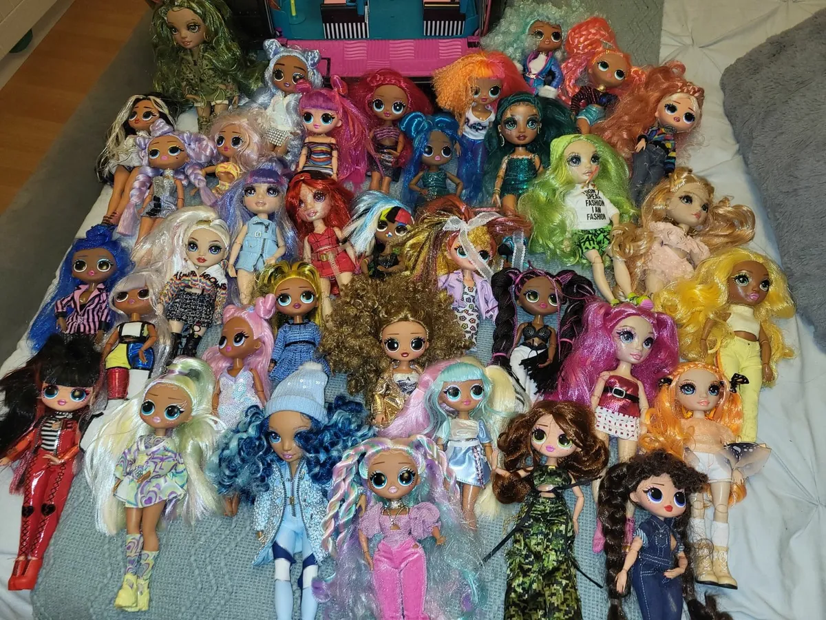 Omg/Rainbow high doll bundle - Image 1