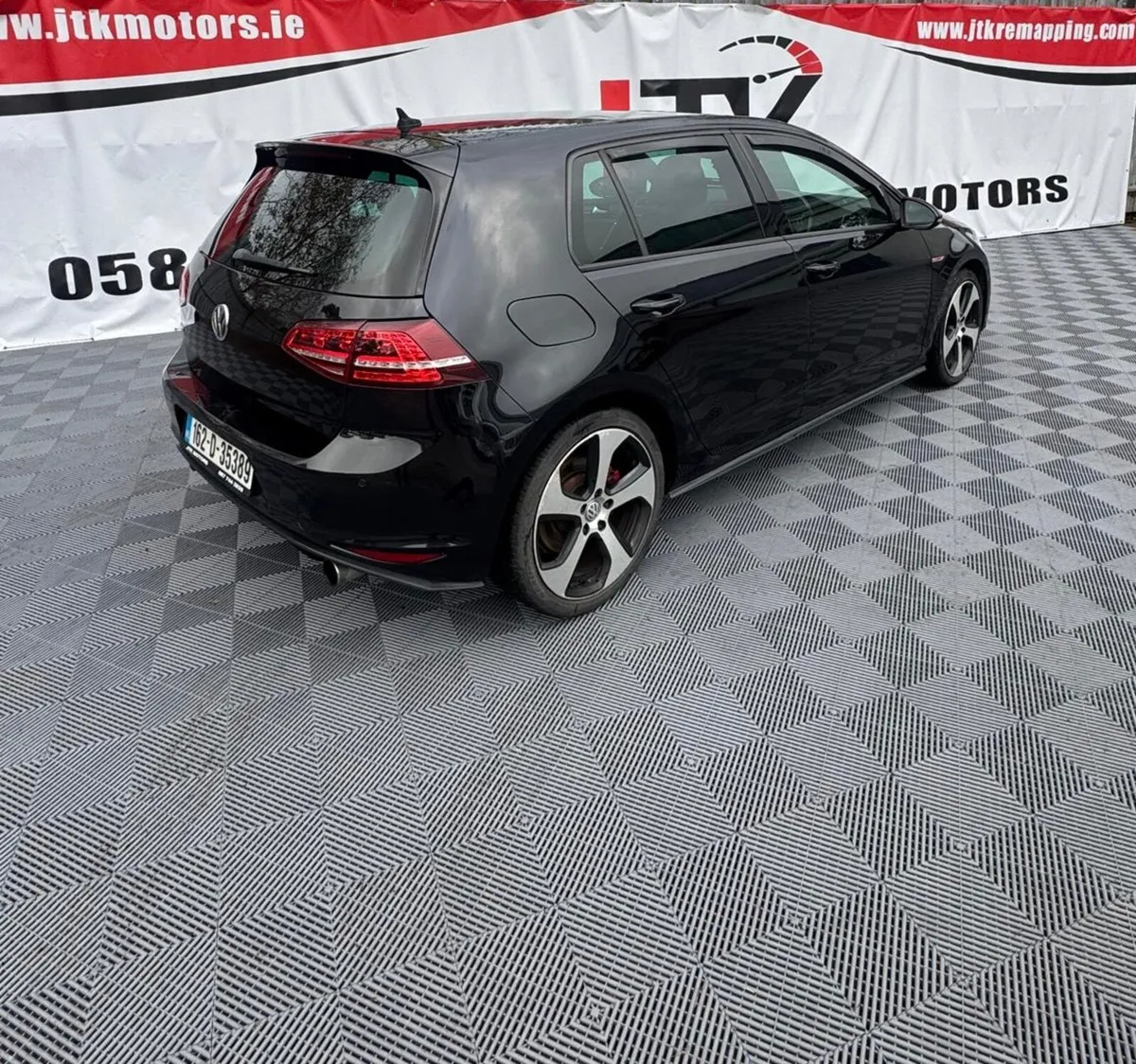 Volkswagen Golf 2016 GTI** Low kms - Image 3