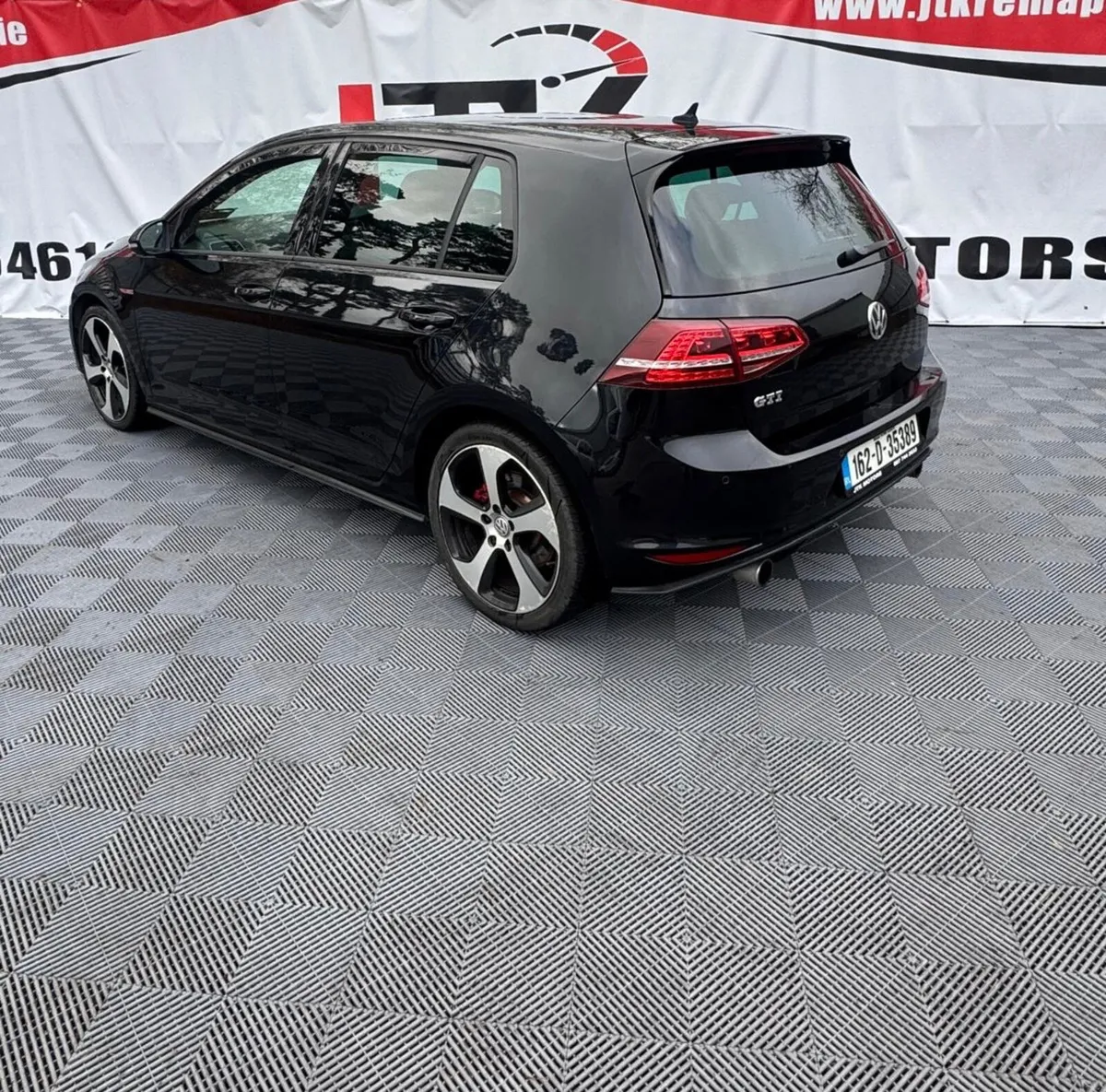 Volkswagen Golf 2016 GTI** Low kms - Image 4