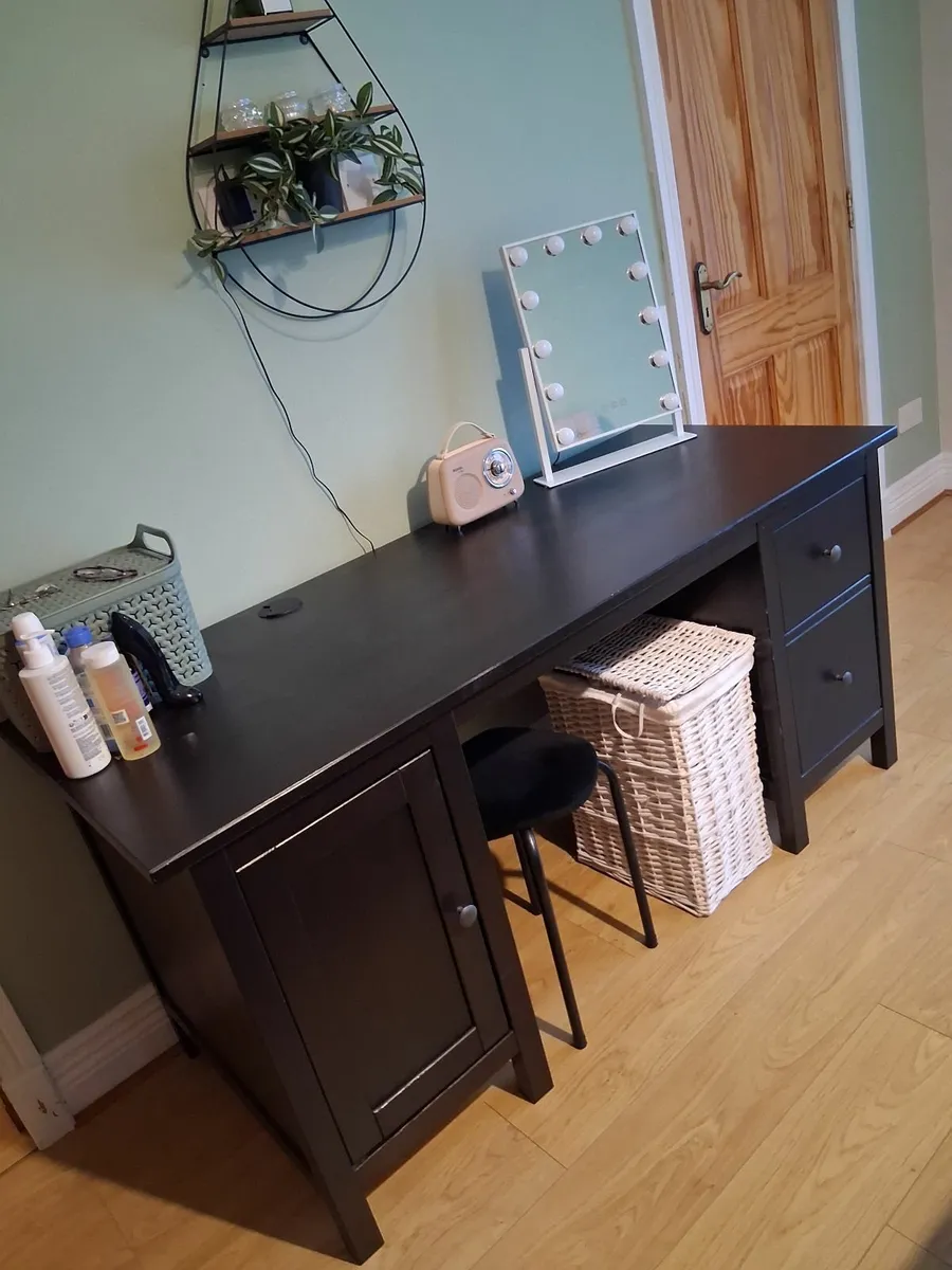 Black desk - Image 2