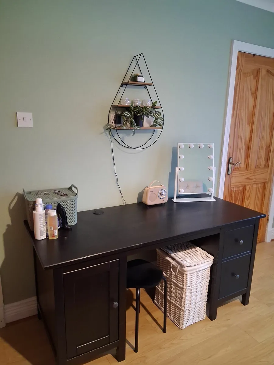 Black desk - Image 3