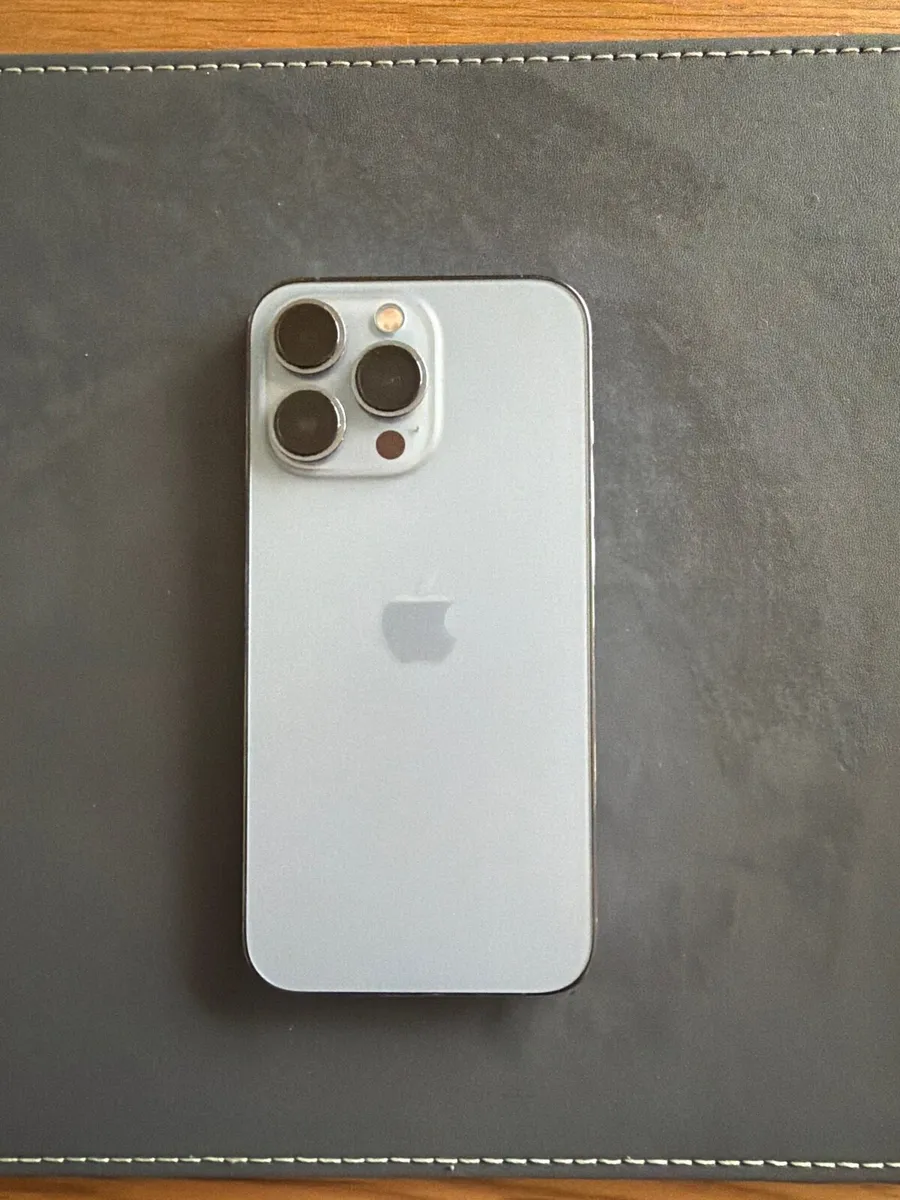 iPhone 13 Pro - Image 2