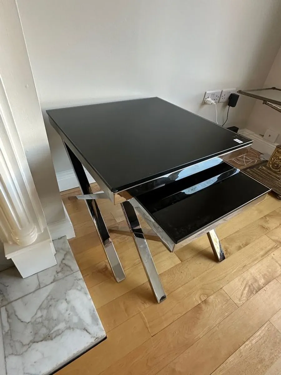 Nest of tables / Coffee table - Image 1