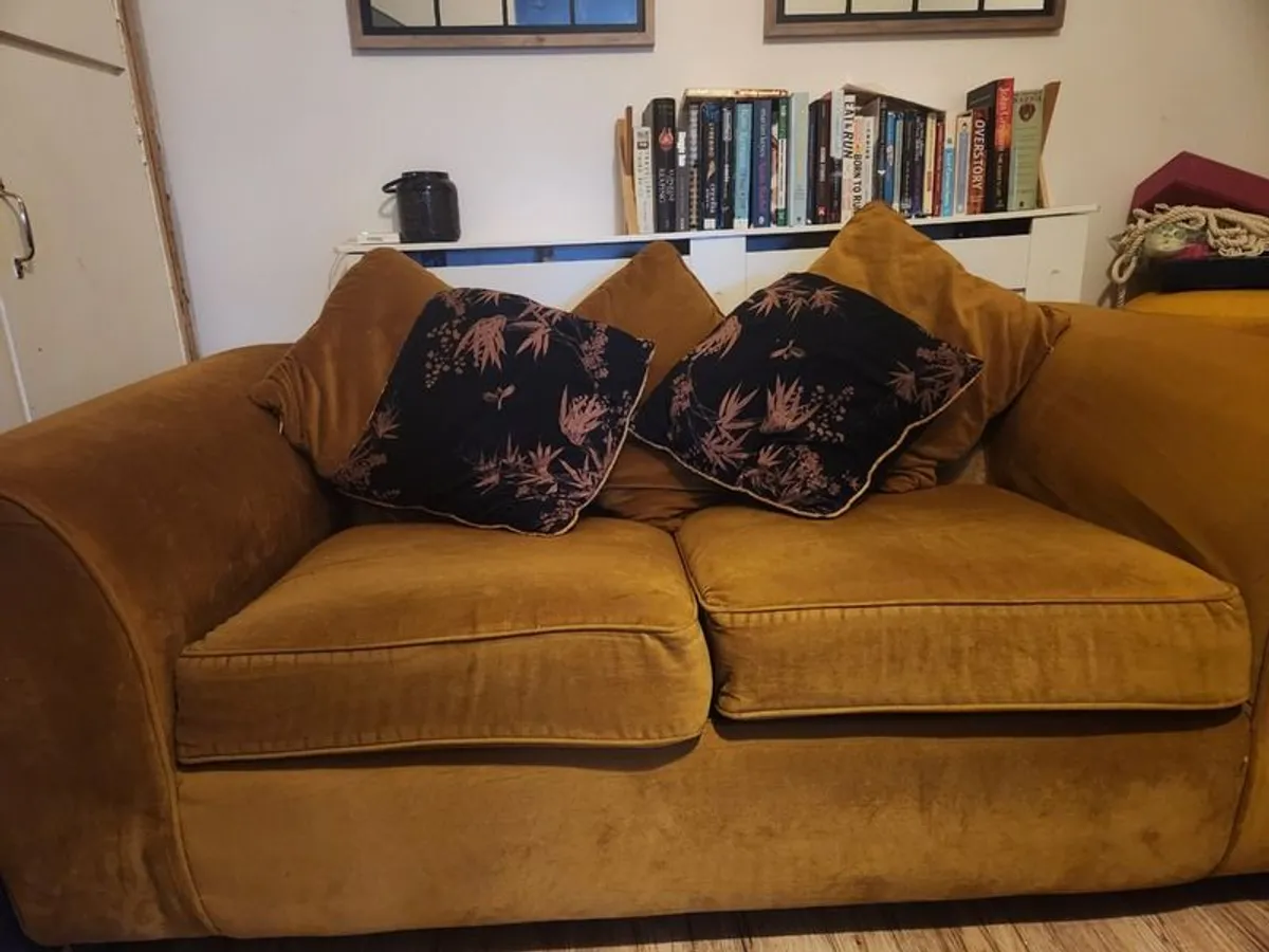 Sofabed - Image 1
