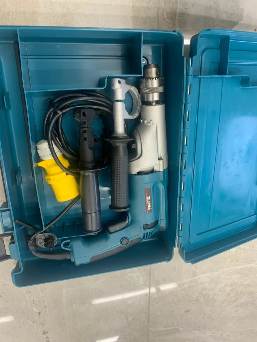 Makita 2 Speed Percussion Drill - Image 1