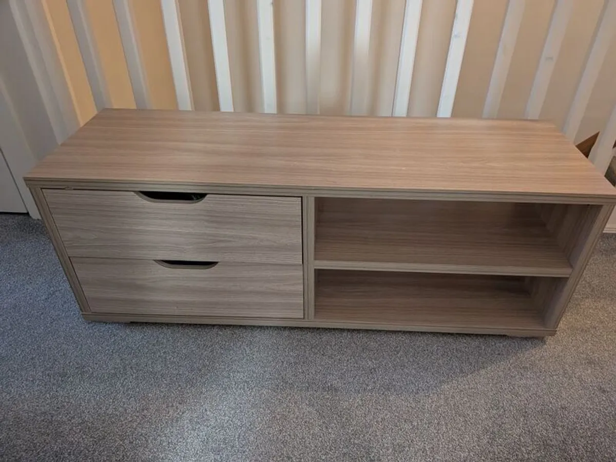 TV Unit - Image 4