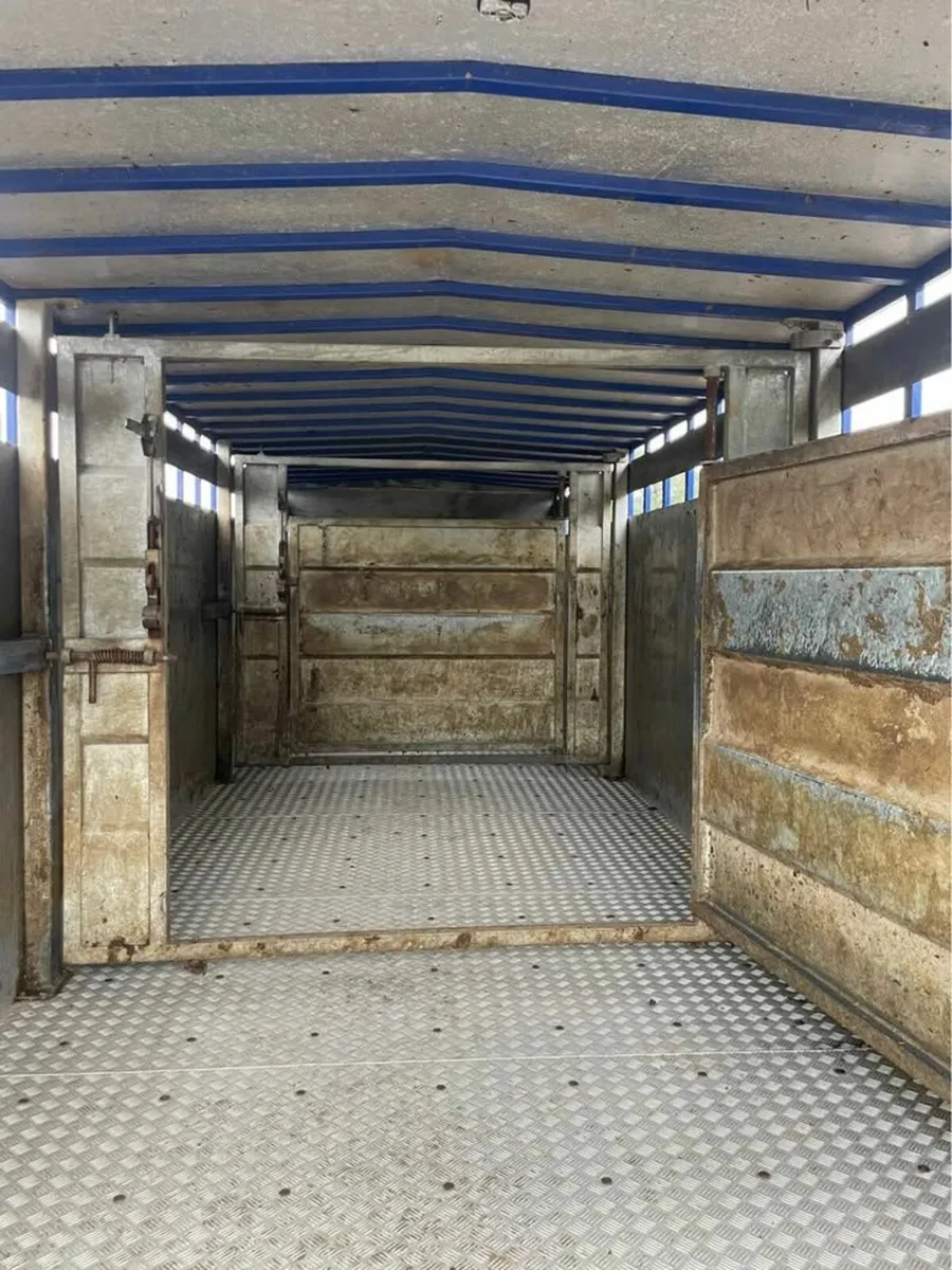 Volvo Other 2014 - Image 2