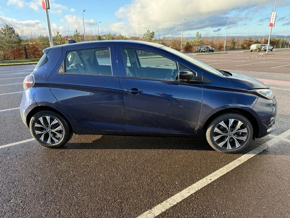Renault Zoe evolution R110 EV50 CCS Rapid Charge 2023 - Image 4