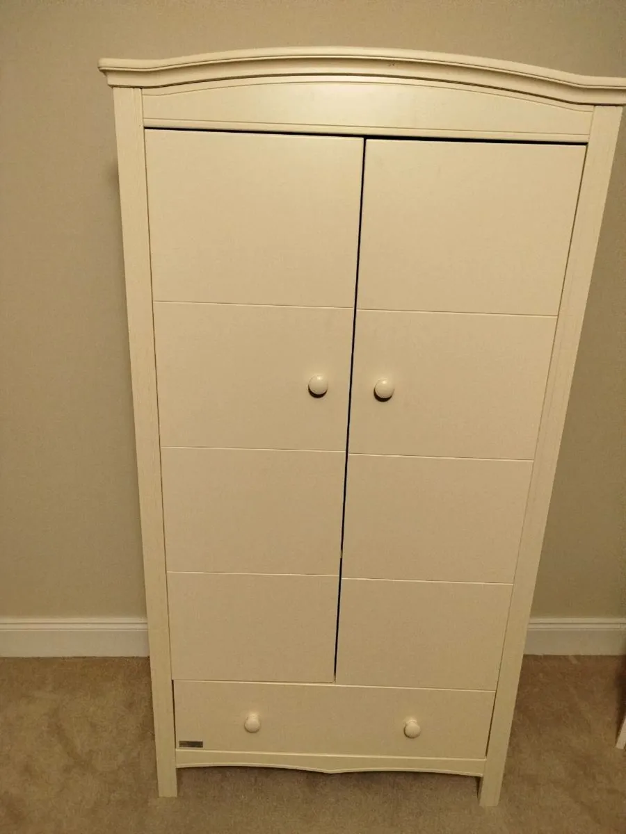 Nursery furniture - Image 1