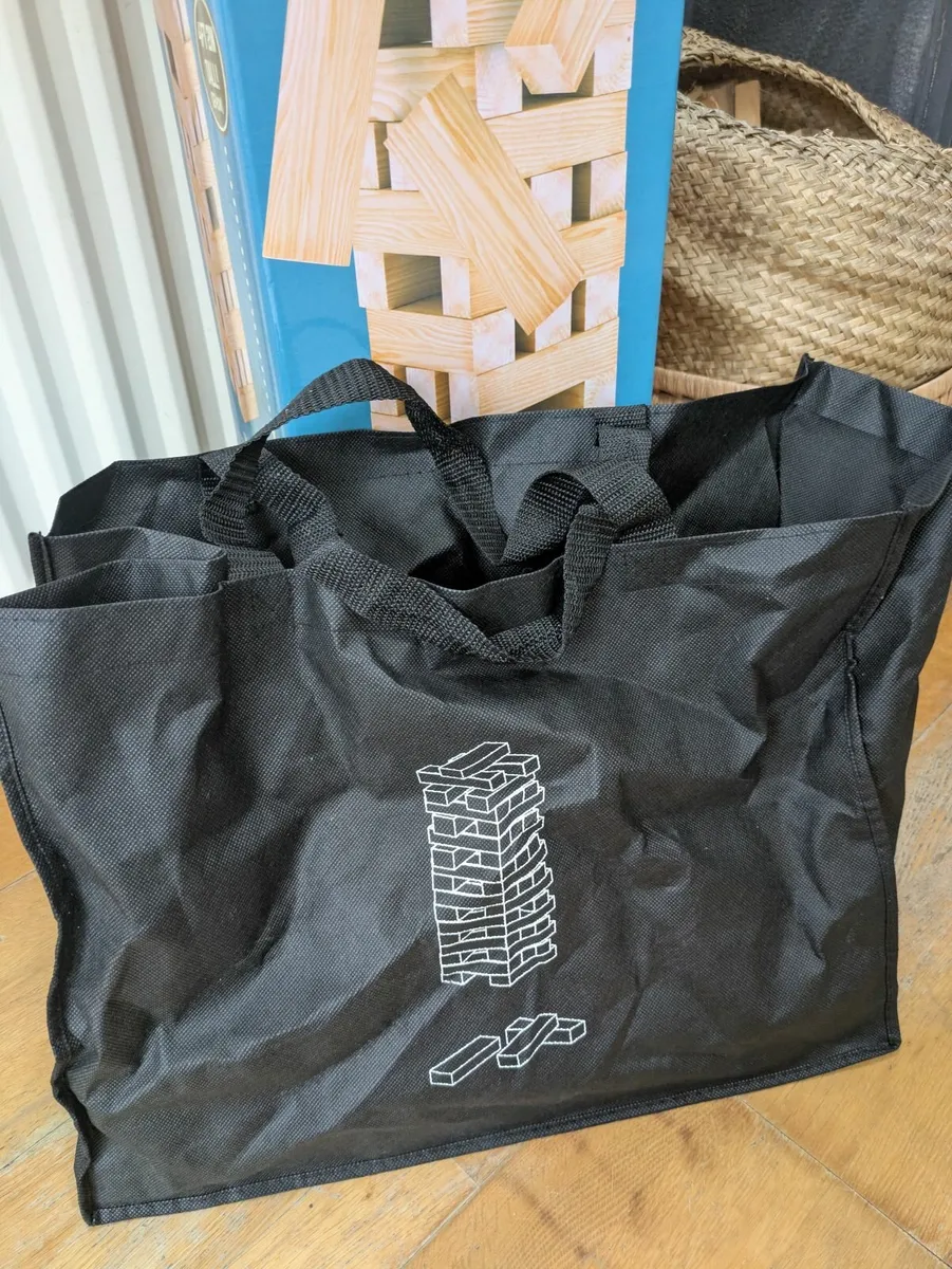 Giant Jenga Game! - Image 4