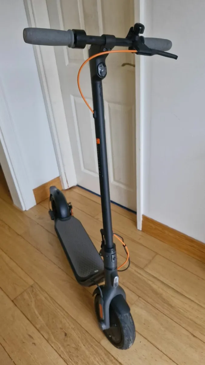 Ninebot KickScooter F30E – Very Good Condition - Image 1