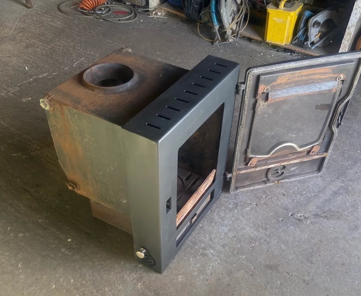 Inset back boiler stove - Image 3